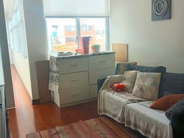 VENDO AMPLIO Y BONITO DPTO. FRENTE AL MAR EN MLCON. GRAU- CHORRILLOS