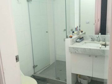VENDO AMPLIO Y BONITO DPTO. FRENTE AL MAR EN MLCON. GRAU- CHORRILLOS