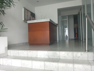 VENDO AMPLIO Y BONITO DPTO. FRENTE AL MAR EN MLCON. GRAU- CHORRILLOS