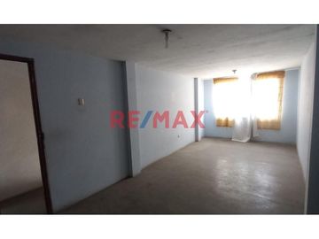 Casa En Venta - Ate- 200 Mt2