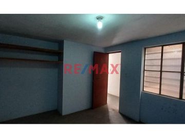 Casa En Venta - Ate- 200 Mt2