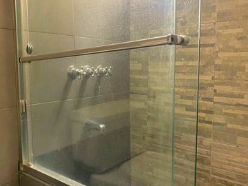 VENDO AMPLIO DUPLEX DE 2 DORM. - 188 M2- 2 TERRAZAS- AV.P.VENTURO - SURCO