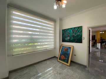 Casa con vista al lago en venta en Samborondon