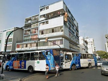 Edificio vendo en Colòn y Rumichaca