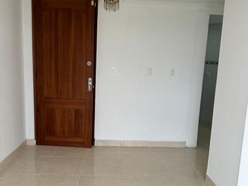 Apartamento en Arriendo  ubicado en la Avenida Sur