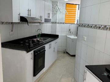 Apartamento en Arriendo  ubicado en la Avenida Sur