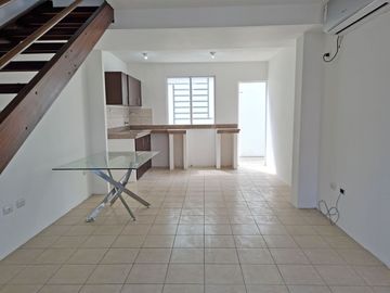 Venta de Casa de 2 pisos, 2 dormitorios en Urbanización Ciudad Santiago, etapa Centenario, Km. 19.5 Vía a Daule