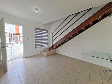 Venta de Casa de 2 pisos, 2 dormitorios en Urbanización Ciudad Santiago, etapa Centenario, Km. 19.5 Vía a Daule