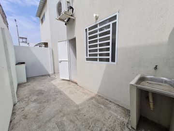 Venta de Casa de 2 pisos, 2 dormitorios en Urbanización Ciudad Santiago, etapa Centenario, Km. 19.5 Vía a Daule