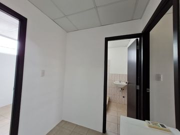 Venta de Casa de 2 pisos, 2 dormitorios en Urbanización Ciudad Santiago, etapa Centenario, Km. 19.5 Vía a Daule