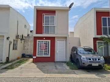 Venta de Casa de 2 pisos, 2 dormitorios en Urbanización Ciudad Santiago, etapa Centenario, Km. 19.5 Vía a Daule