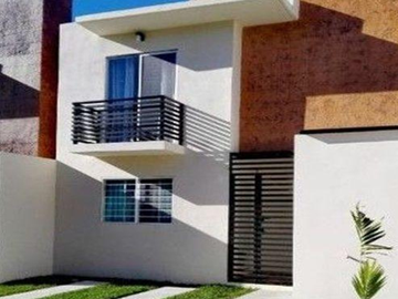 VENTA DE CASA  EN PLAYA DEL CARMEN