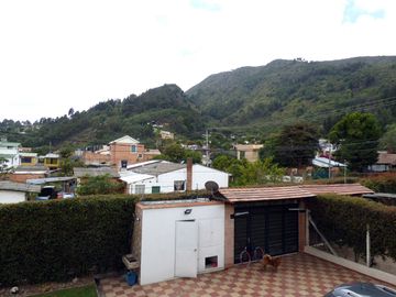 🌟 Amplia casa en Cota, Vereda Cetime, con espectacular vista 🏡