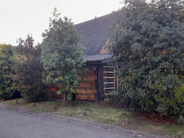 Venta Casa 2 pisos en Villa El Bosque