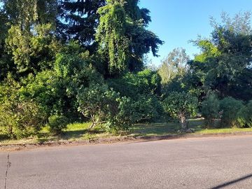 Venta Casa 2 pisos en Villa El Bosque