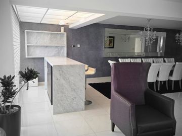 Pent House de 439 m² de 4 Dorm. con Vista Panorámica a Miraflores