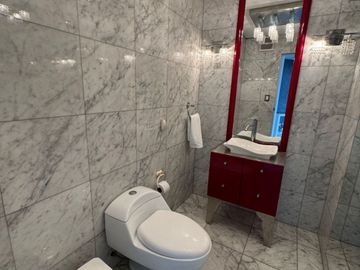 Pent House de 439 m² de 4 Dorm. con Vista Panorámica a Miraflores