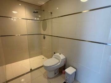 Pent House de 439 m² de 4 Dorm. con Vista Panorámica a Miraflores