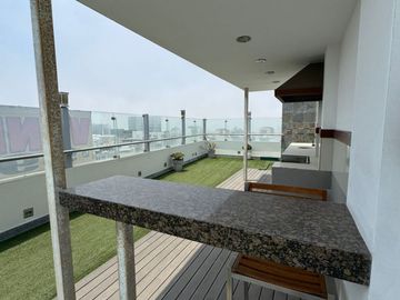 Pent House de 439 m² de 4 Dorm. con Vista Panorámica a Miraflores