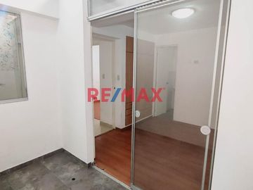 Depa+Cochera Y Deposito En La Mejor Zona De Sta Anita