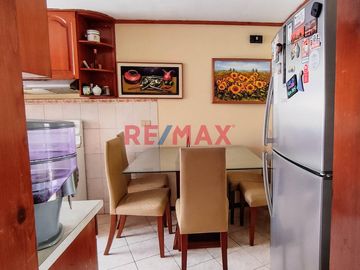 Venta De Hermoso Departamento Limite Con San Isidro