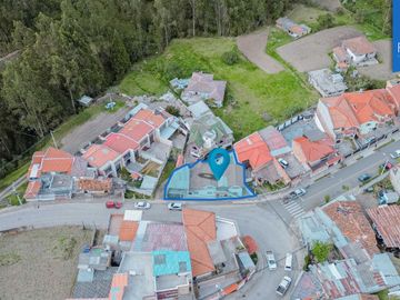 Amplia Casa Rústica en Venta, Sector Lazareto, Cuenca
