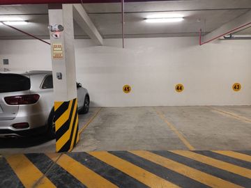 ALQUILER DE DEPARTAMENTO EN ESTRENO CON COCHERA EN CHORRILLOS