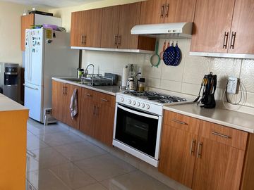 CASA EN VENTA EN ZINACANTEPEC, BOSQUES DE ICA