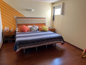 CASA EN VENTA EN ZINACANTEPEC, BOSQUES DE ICA
