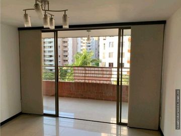VENDO APARTAMENTO EN LA FLORA
