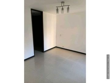 VENDO APARTAMENTO EN LA FLORA