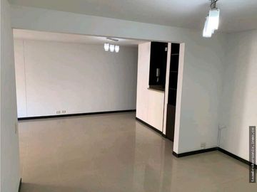 VENDO APARTAMENTO EN LA FLORA