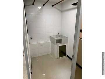 VENDO APARTAMENTO EN LA FLORA
