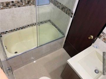 VENDO APARTAMENTO EN LA FLORA