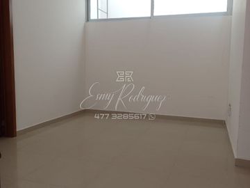 CASA EN VENTA, SIERRA NOGAL. León,Gto; 3 REC. TODAS CON BAÑO, CERCA DE LA IBERO, EXCELENTE OPORTUNIDAD