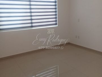 CASA EN VENTA, SIERRA NOGAL. León,Gto; 3 REC. TODAS CON BAÑO, CERCA DE LA IBERO, EXCELENTE OPORTUNIDAD