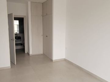 En venta lujosa y moderna casa en Isla Celeste, etapa Estribor, via a Samborondon