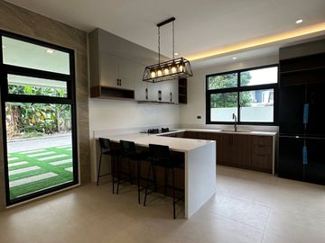 Modern 2-Storey Contemporary House and Lot for SALE with Pool in Angeles City near Clark