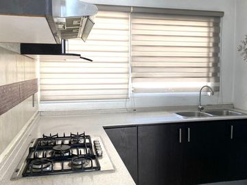 CASA EN VENTA EN PARQUES DE TESISTAN, ZAPOPAN JALISCO.