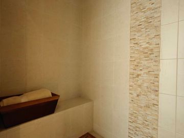 Casa en Venta en Metepec con amplio terreno, acabados de lujo.