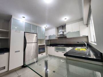 BAJÓ DE PRECIO!!! Departamento vista exterior a Parque Bella Luz, Chacarilla, Surco