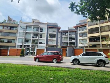 BAJÓ DE PRECIO!!! Departamento vista exterior a Parque Bella Luz, Chacarilla, Surco