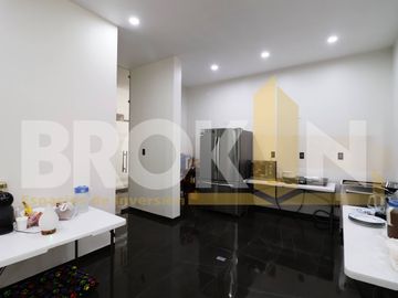 VENTA CASA EN RESIDENCIAL PULGAS PANDAS SUR AL NORTE DE LA CIUDAD BI