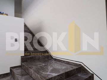 VENTA CASA EN RESIDENCIAL PULGAS PANDAS SUR AL NORTE DE LA CIUDAD BI