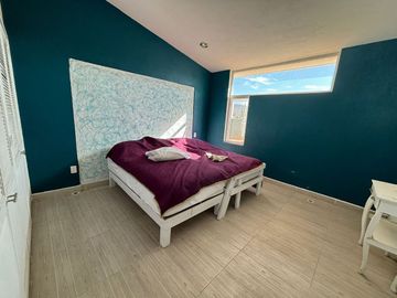 Casa en venta coto Violetas en Valle de las Flores