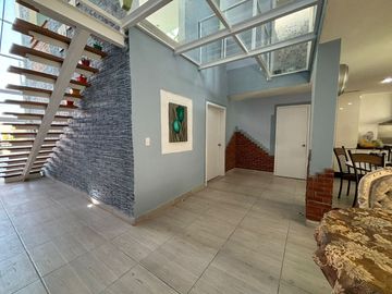 Casa en venta coto Violetas en Valle de las Flores