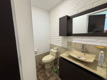Casa en venta coto Violetas en Valle de las Flores