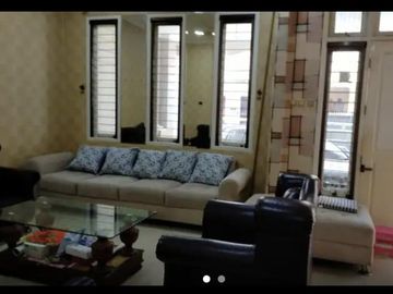 Dijual & Disewakan Rumah 2 Lantai, Bagus, Semi Furnished, Bebas Banjir, Sunter