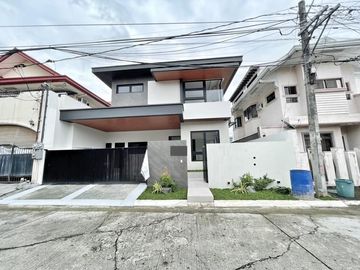 4 Bedrooms Contemporary design Brand new house in Bf Homes