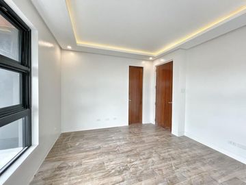 4 Bedrooms Contemporary design Brand new house in Bf Homes